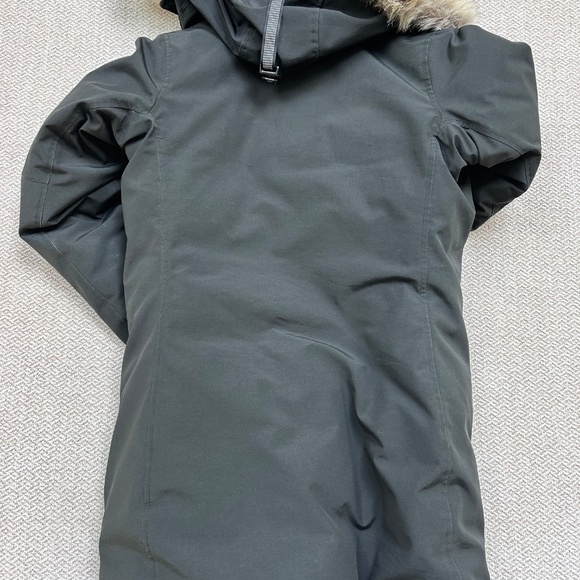 Canada Goose Women’s Leslie Jacket (size small) - Picture 4 of 5